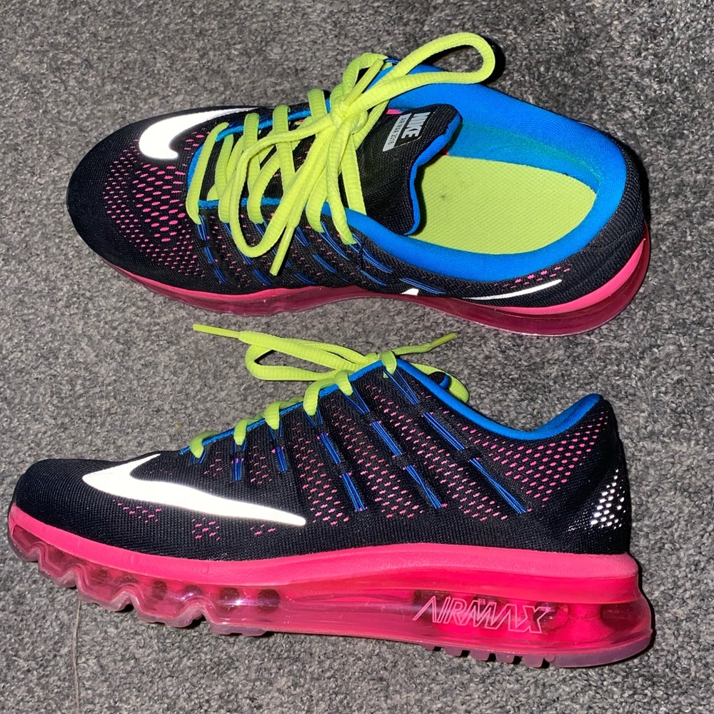 Women’s Airmax Nikes